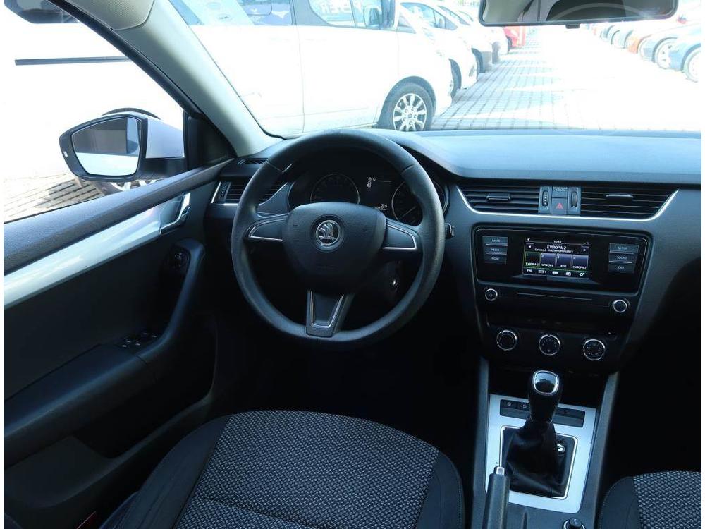 koda Octavia 1.6 TDI, Serv.kniha, Klima