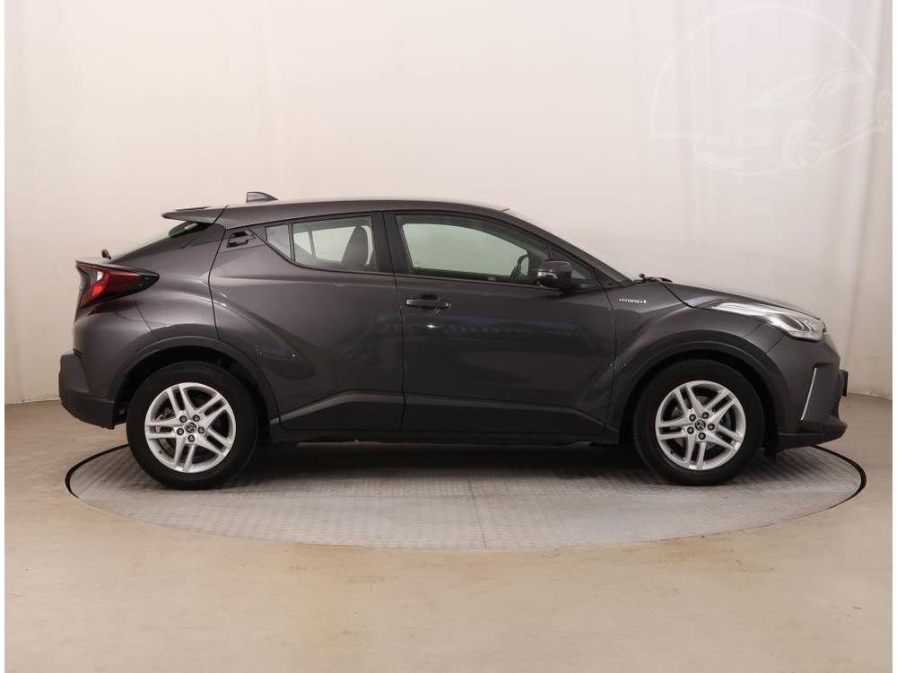 Toyota C-HR 1.8 Hybrid, Automat, R,1.maj