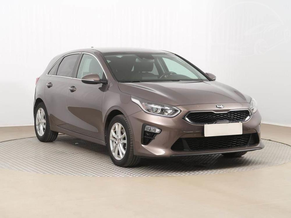 Kia Cee´d 1.0 T-GDI, Navi