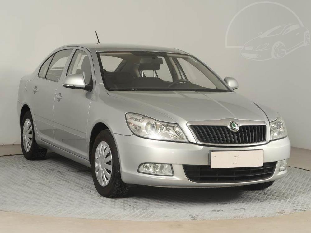 Škoda Octavia 1.2 TSI, ČR,1.maj, Serv.kniha