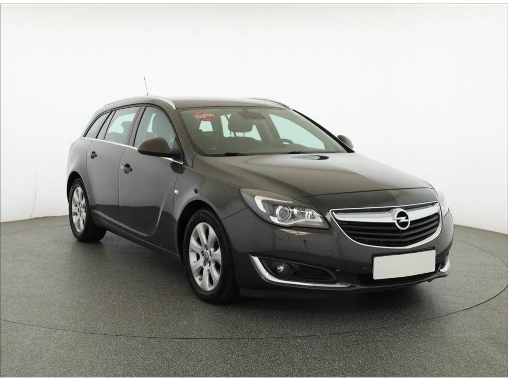 Prodm Opel Insignia 2.0 CDTI, Serv.kniha