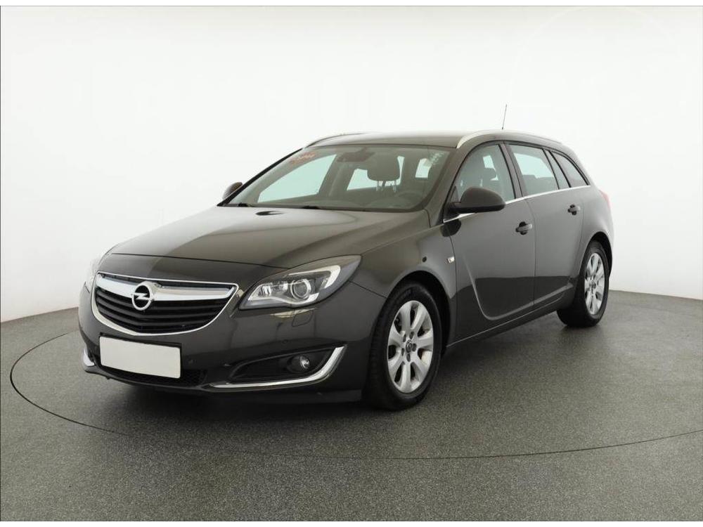 Opel Insignia 2.0 CDTI, Serv.kniha