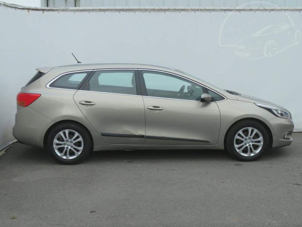 Kia Ceed 1.6 GDI, NOV CENA