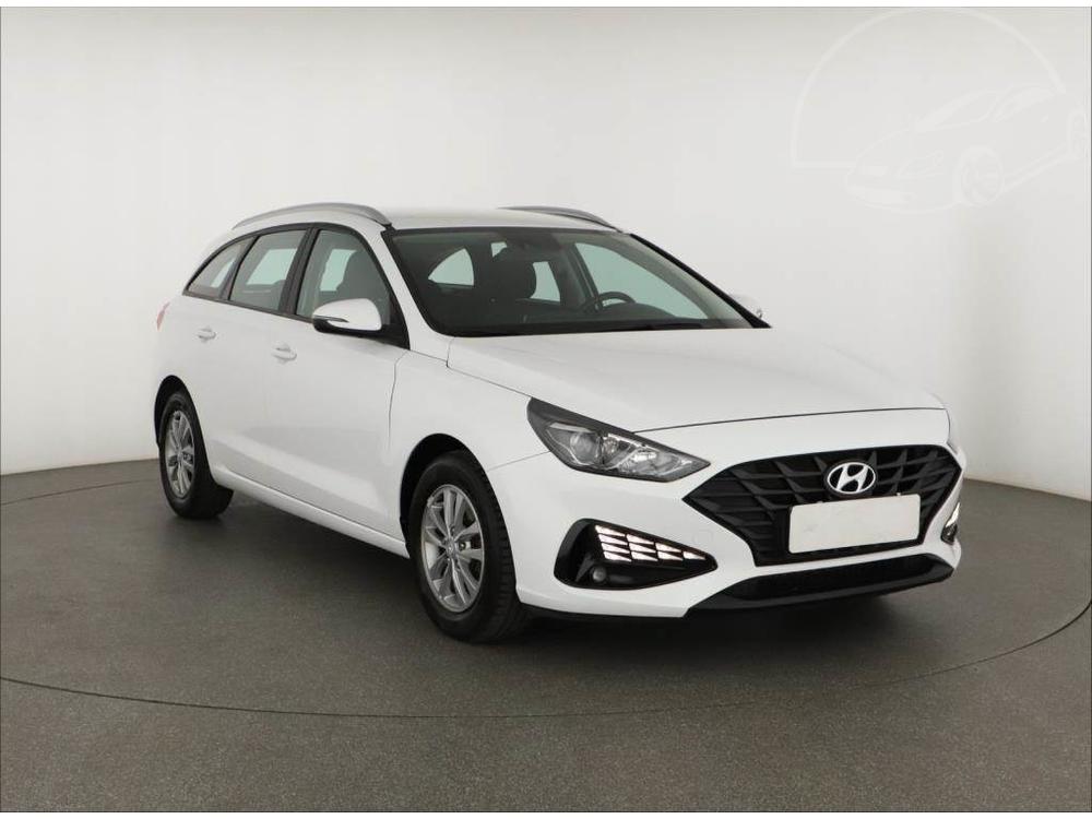 Hyundai i30 1.6 CRDi, Comfort, ČR,1.maj