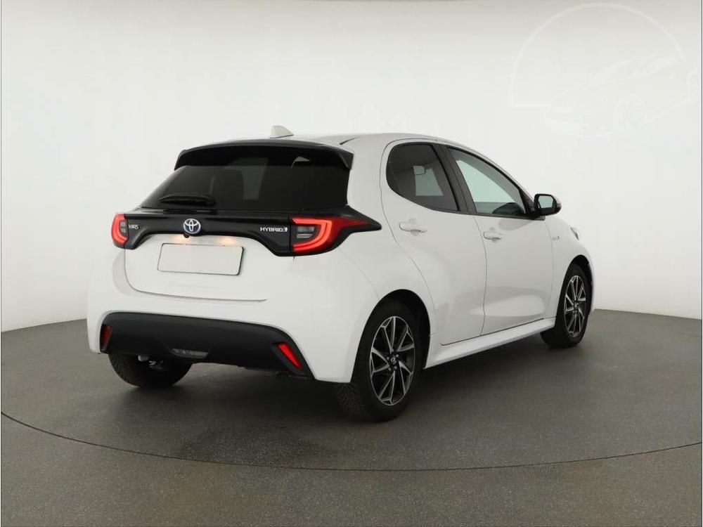 Toyota Yaris 1.5 VVT-i Hybrid, Automat, R