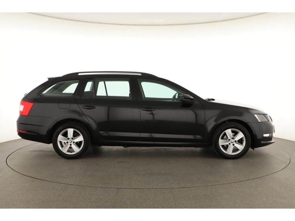 koda Octavia 1.6 TDI, Ambition, R,1.maj