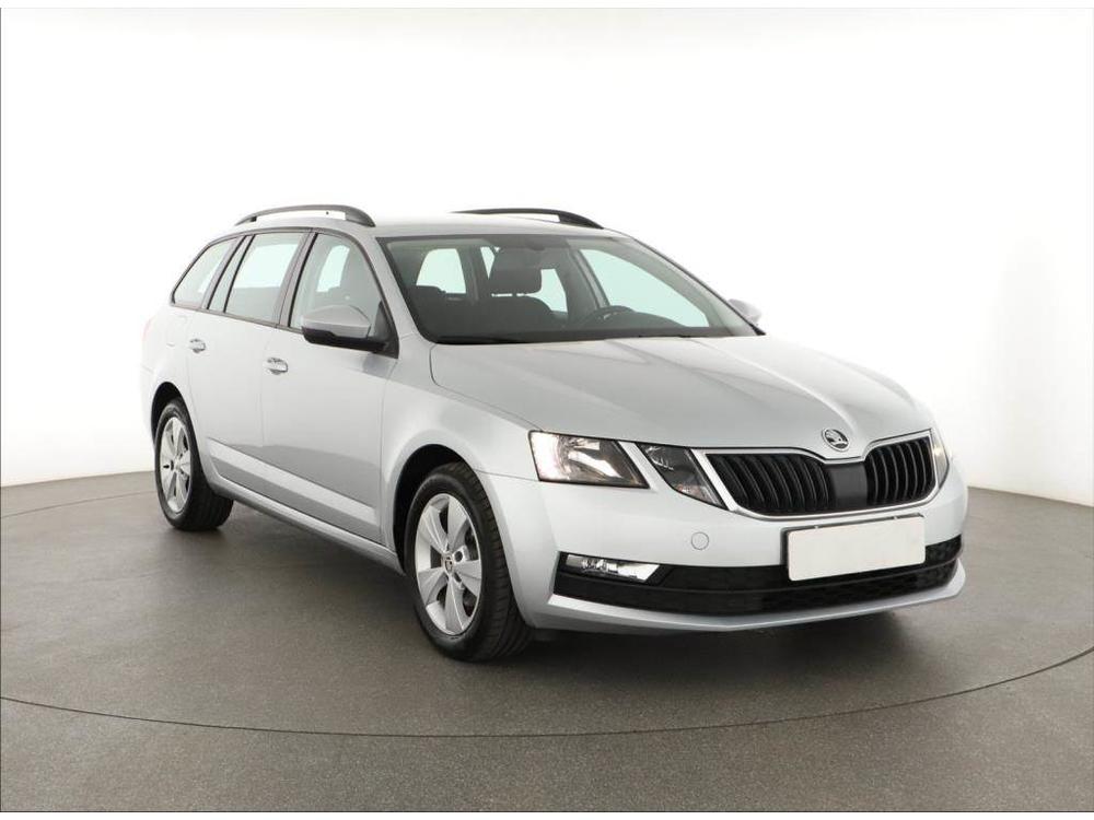 Škoda Octavia 1.6 TDI, Ambition, ČR,1.maj