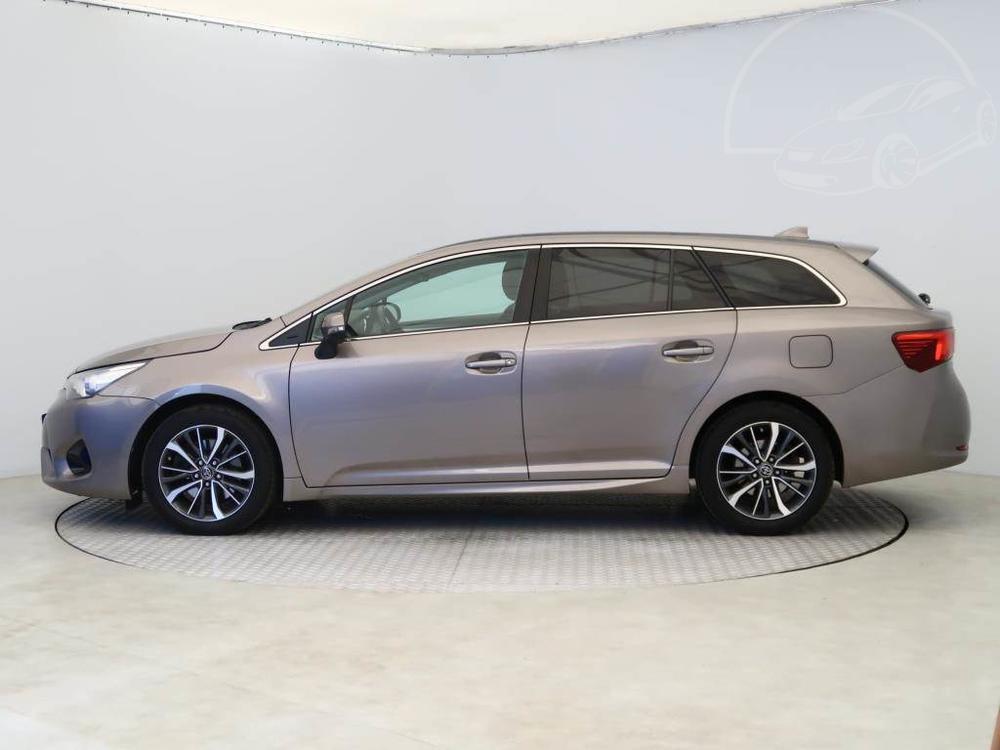 Toyota Avensis 2.0 D-4D, Serv.kniha, Navi