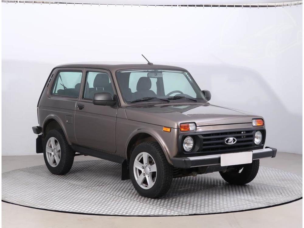 Prodm Lada Niva 1.7 i, 4X4, Vyh.sedaek