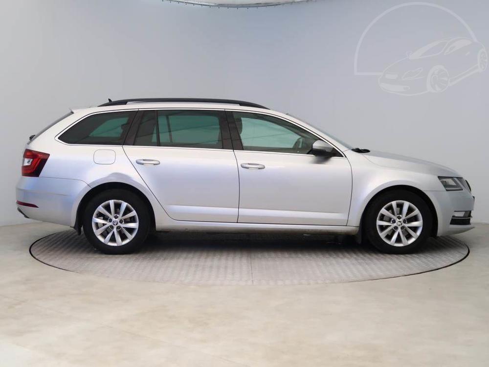 koda Octavia 2.0 TDI, R,1.maj, Serv.kniha