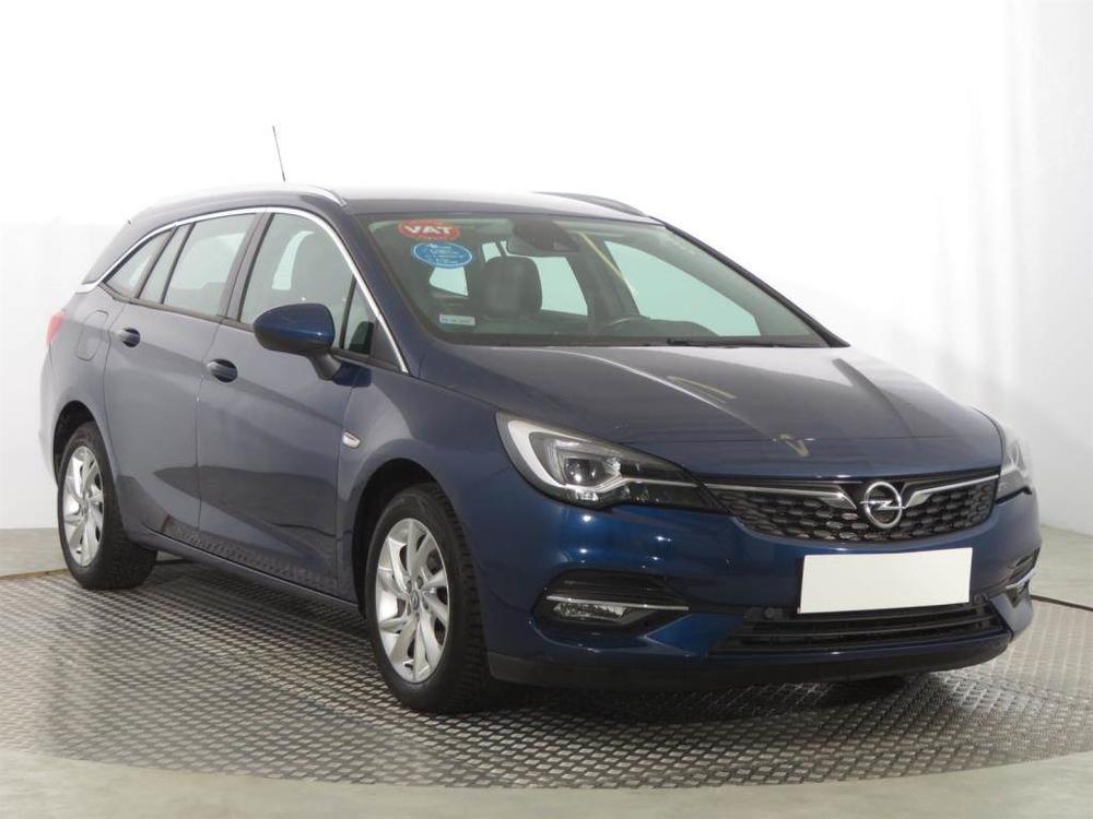 Prodm Opel Astra 1.2 Turbo, Dynamic, Serv.kniha