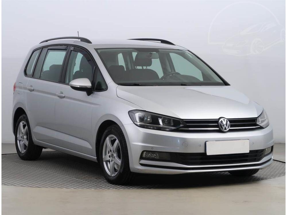 Prodm Volkswagen Touran 1.6 TDI, Automat