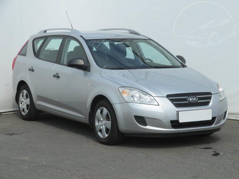 Kia Ceed 1.4 CVVT, Serv.kniha, Klima