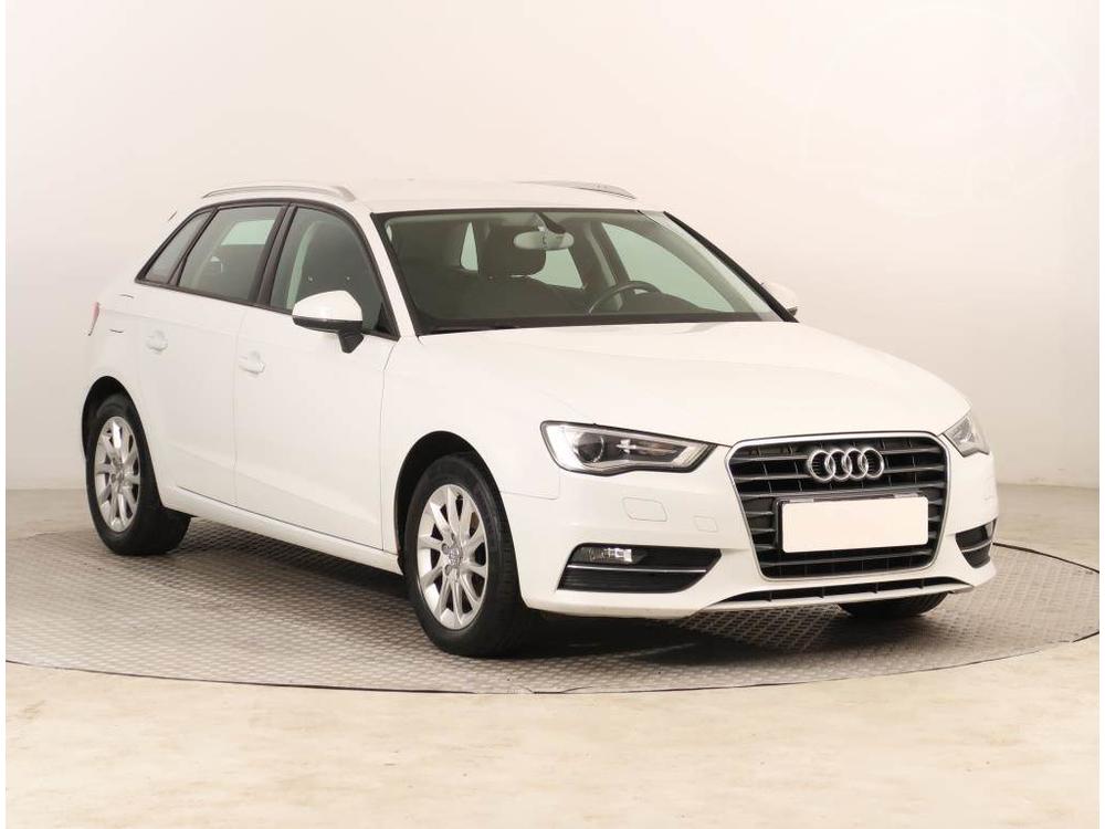 Audi A3 1.4 TFSI, Attraction, R,2.maj