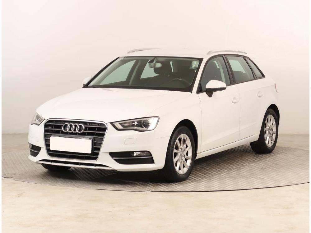 Audi A3 1.4 TFSI, Attraction, R,2.maj