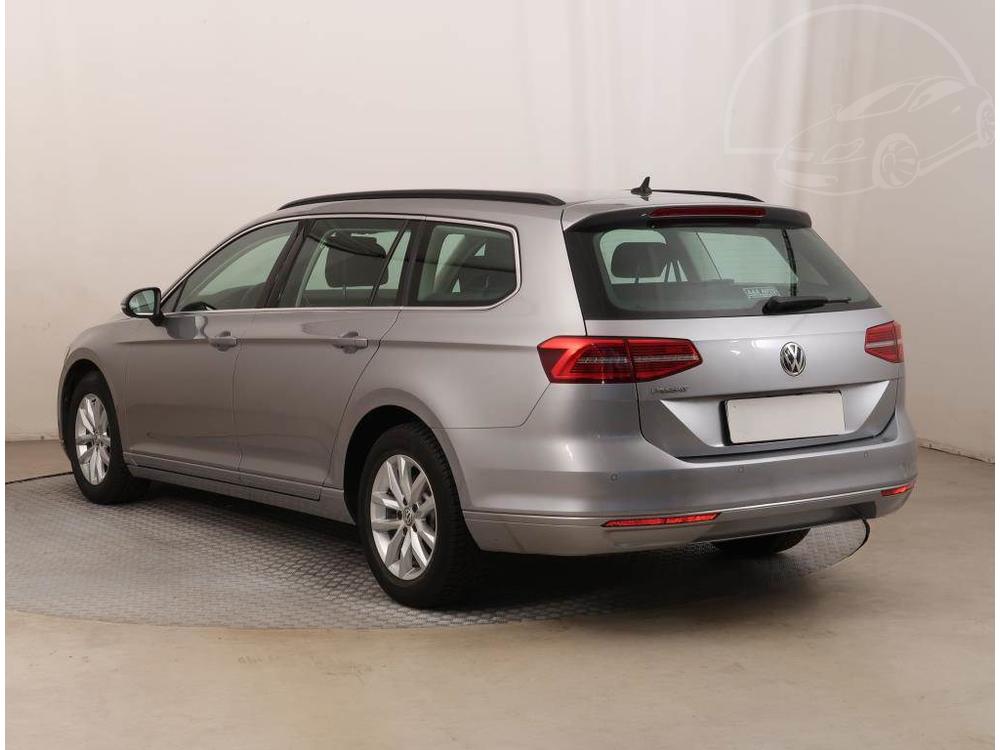 Volkswagen Passat 1.6 TDI, Comfortline, Navi