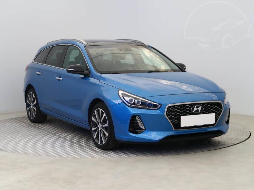 Hyundai i30 1.6 CRDi, Premium, Automat