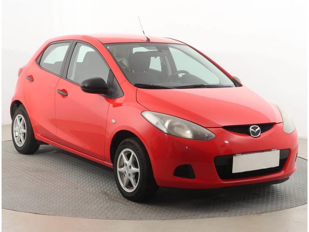 Mazda 2 1.3 i, ČR,2.maj, jezdí výborně