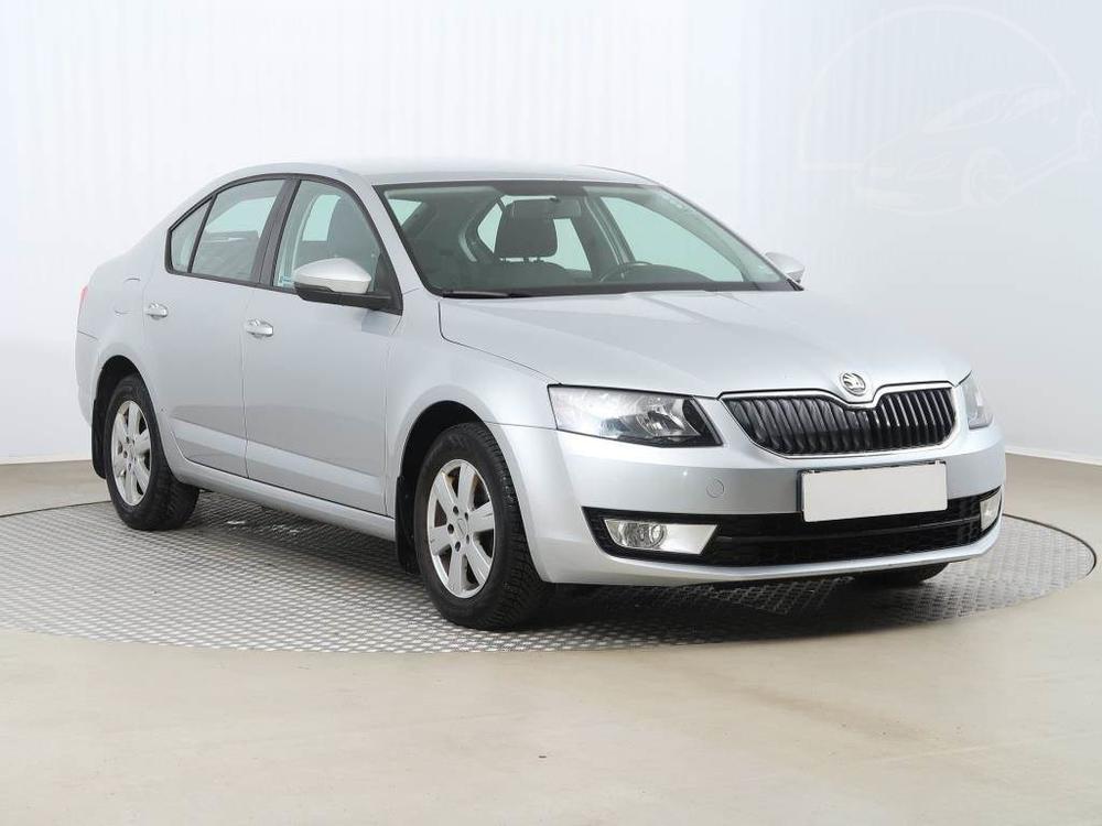 Prodm koda Octavia 1.2 TSI, R,2.maj, Serv.kniha