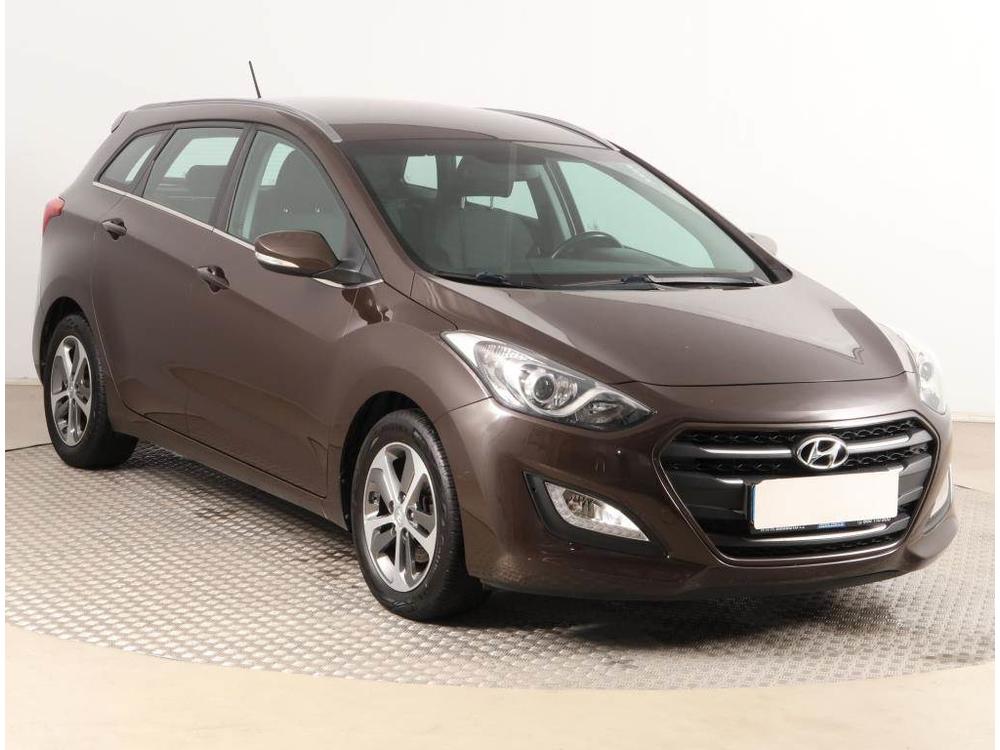 Hyundai i30 1.6 MPI, ČR,2.maj, Serv.kniha