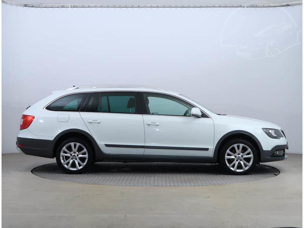 koda Superb 2.0 TDI, Outdoor, 4X4