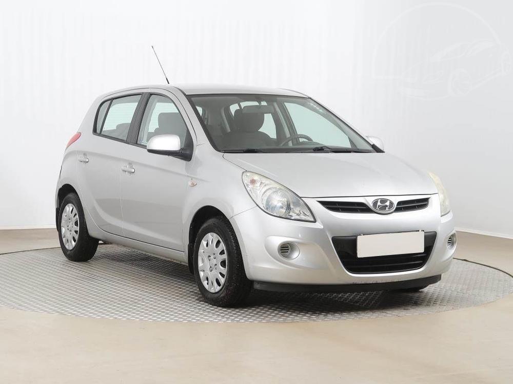 Hyundai i20 1.4, ČR,2.maj, Serv.kniha