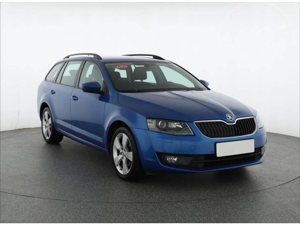 koda Octavia 2.0 TDI, R,2.maj, Bi-Xenony