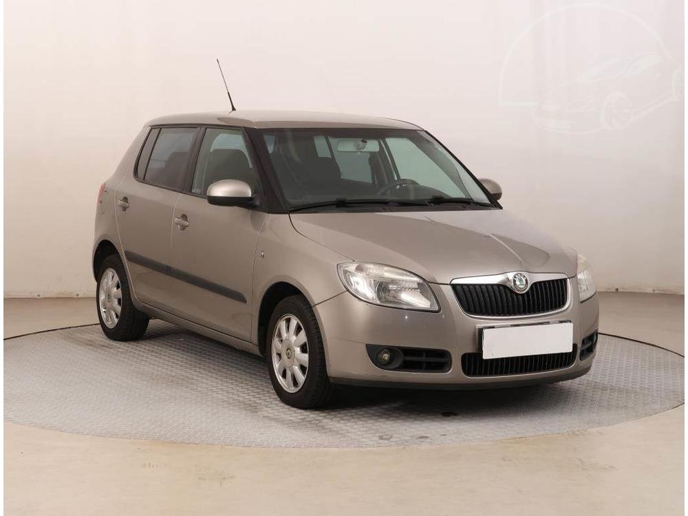 Prodm koda Fabia 1.2, Serv.kniha, zamluveno