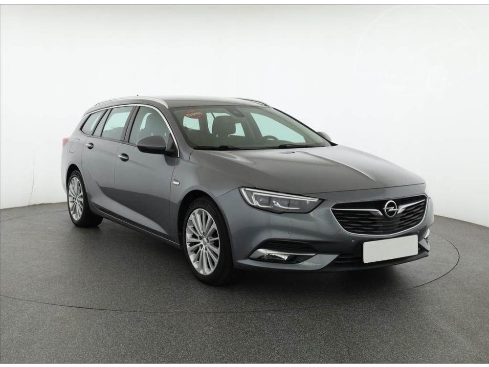 Opel Insignia 2.0 CDTI, 4X4, Serv.kniha