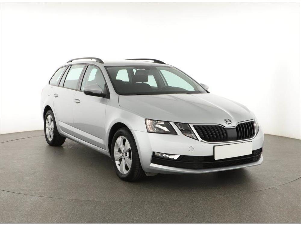 Škoda Octavia 1.6 TDI, Ambition, ČR,1.maj