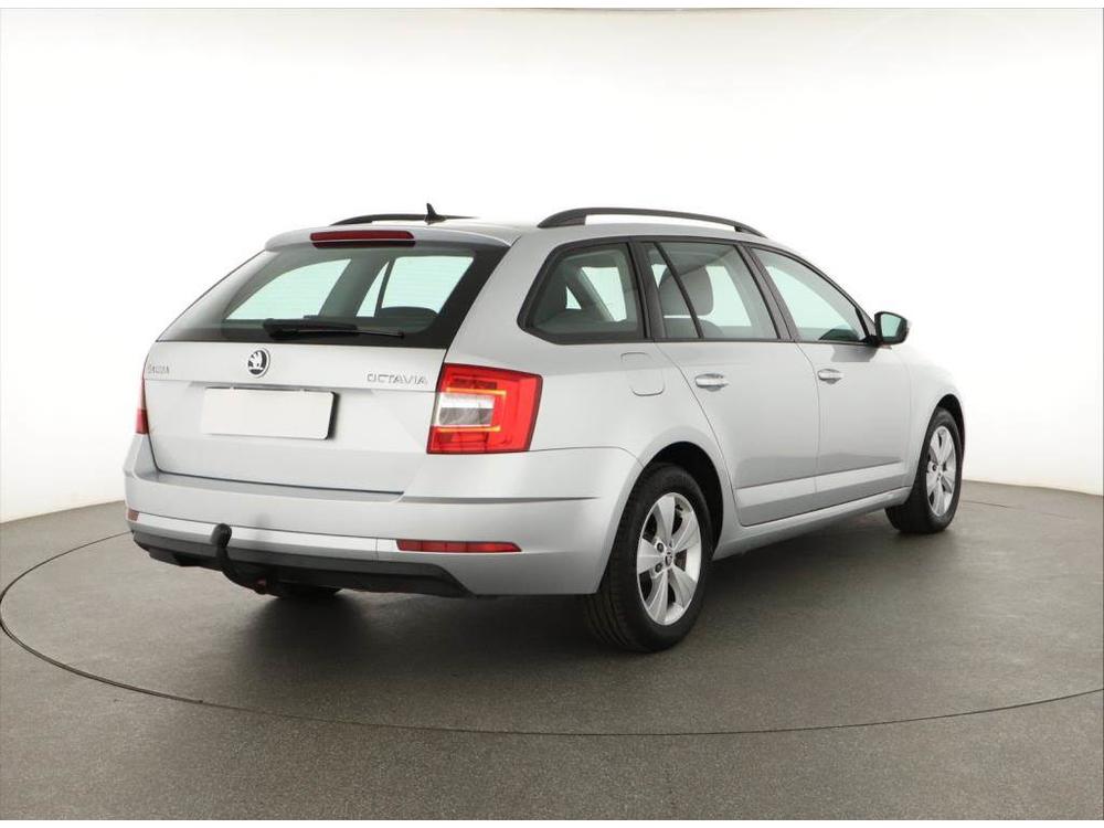 koda Octavia 1.6 TDI, Ambition, R,1.maj