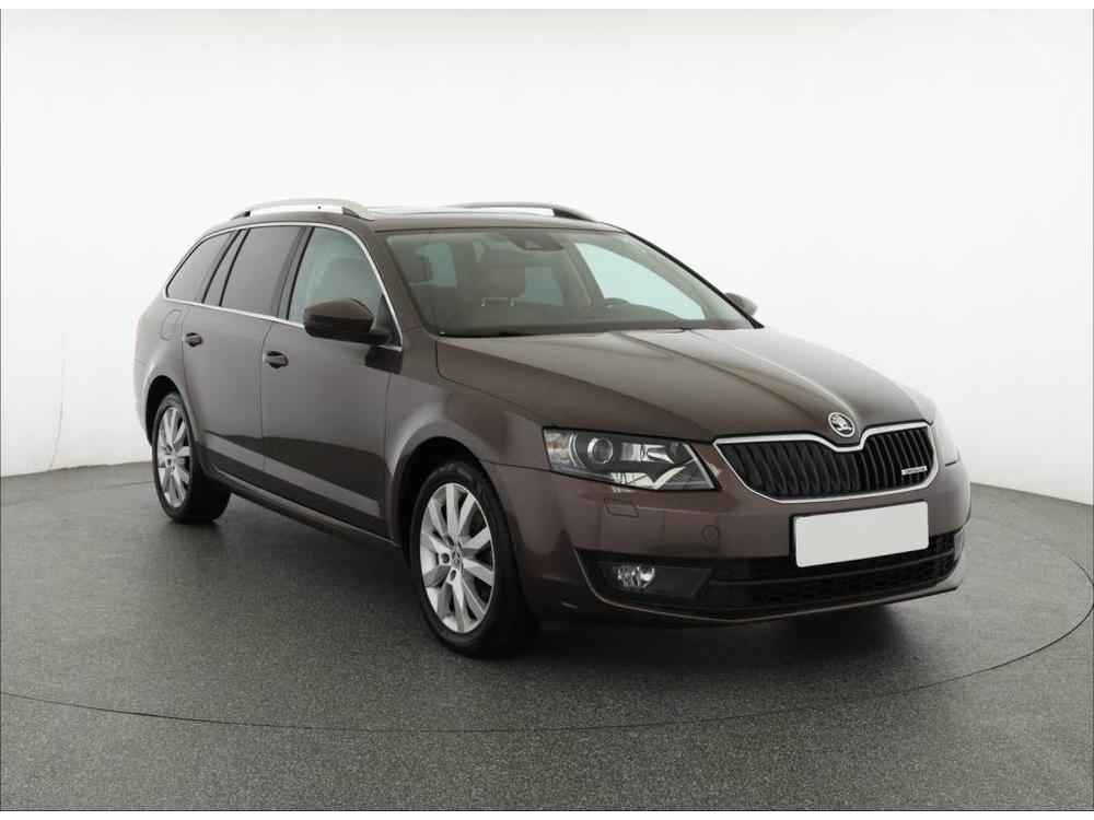 Škoda Octavia 1.6 TDI, Ambition, Kůže, Navi