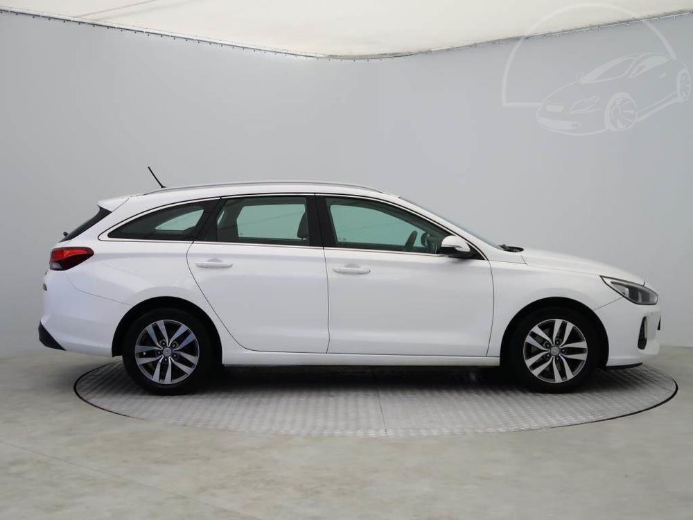 Hyundai i30 1.6 CRDi, Style, NOV CENA