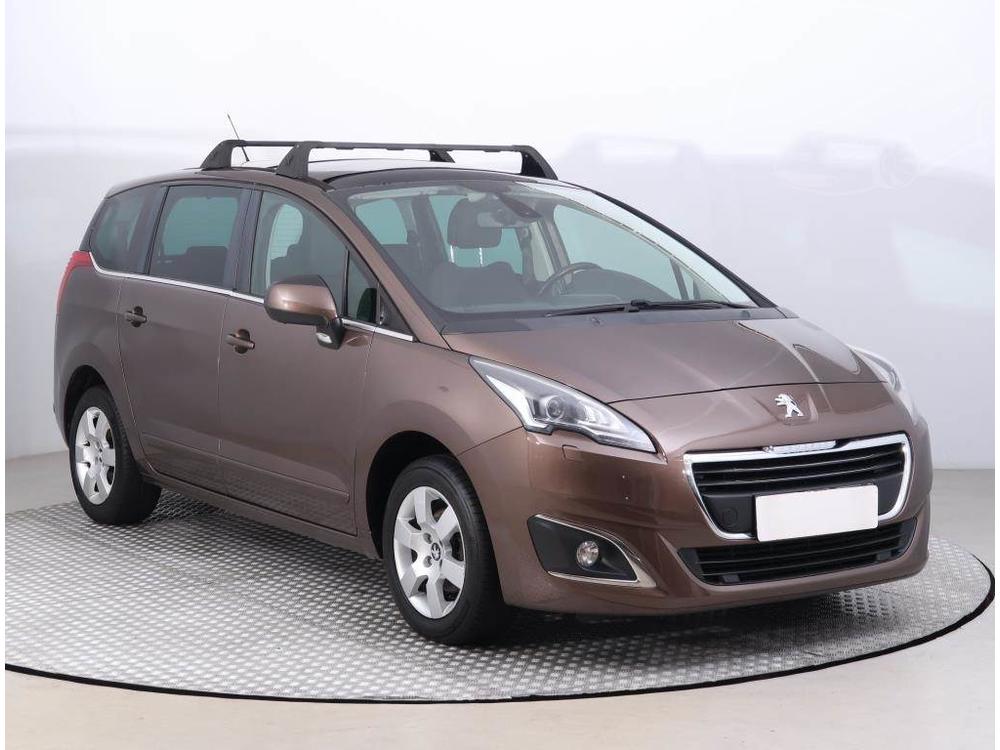 Peugeot 5008 1.6 HDi, 7 míst, Serv.kniha