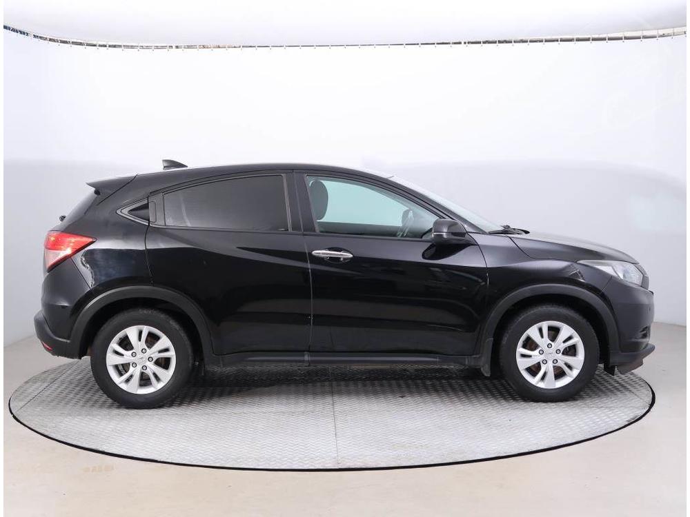 Honda HR-V 1.5 i-VTEC, NOV CENA, R