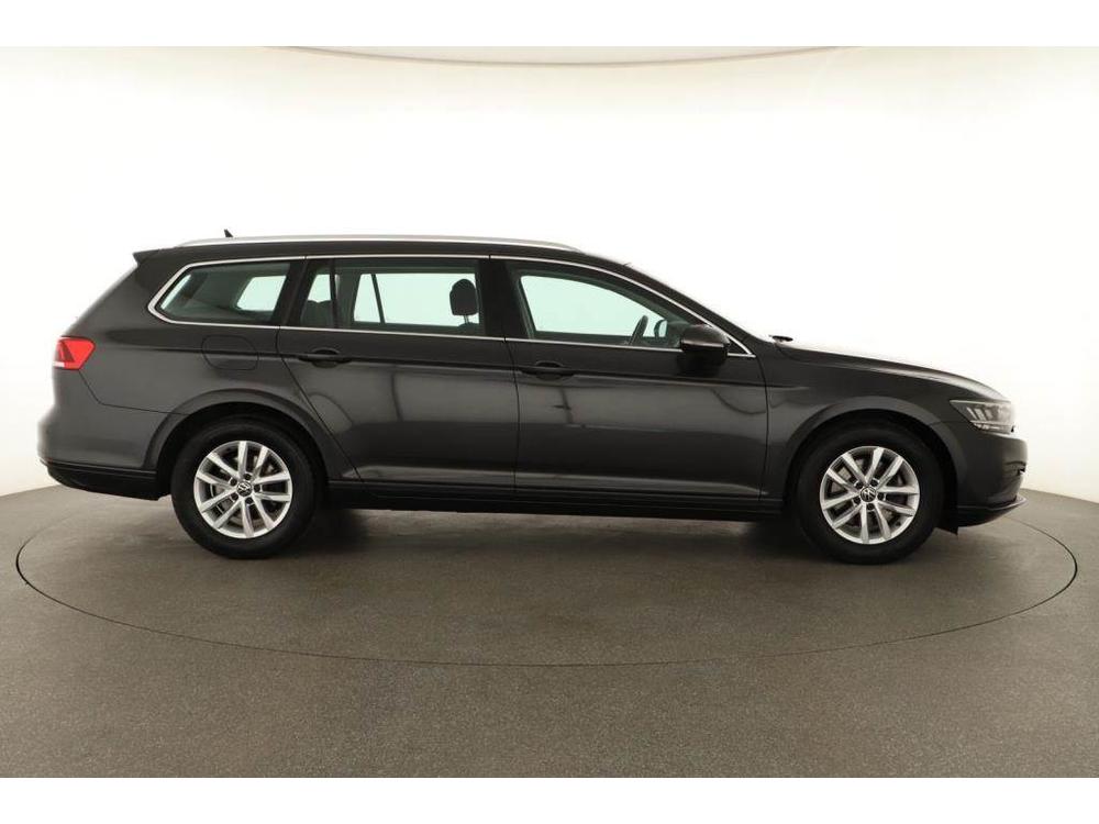 Volkswagen Passat 1.5 TSI, Business, Automat, R