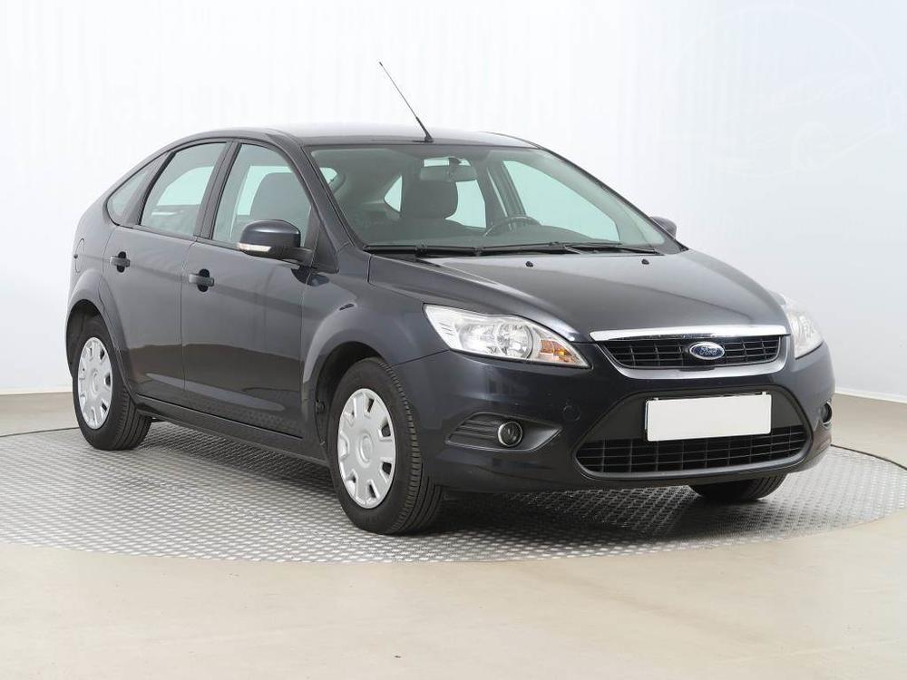 Ford Focus 1.6 16V, R,1.maj, Serv.kniha