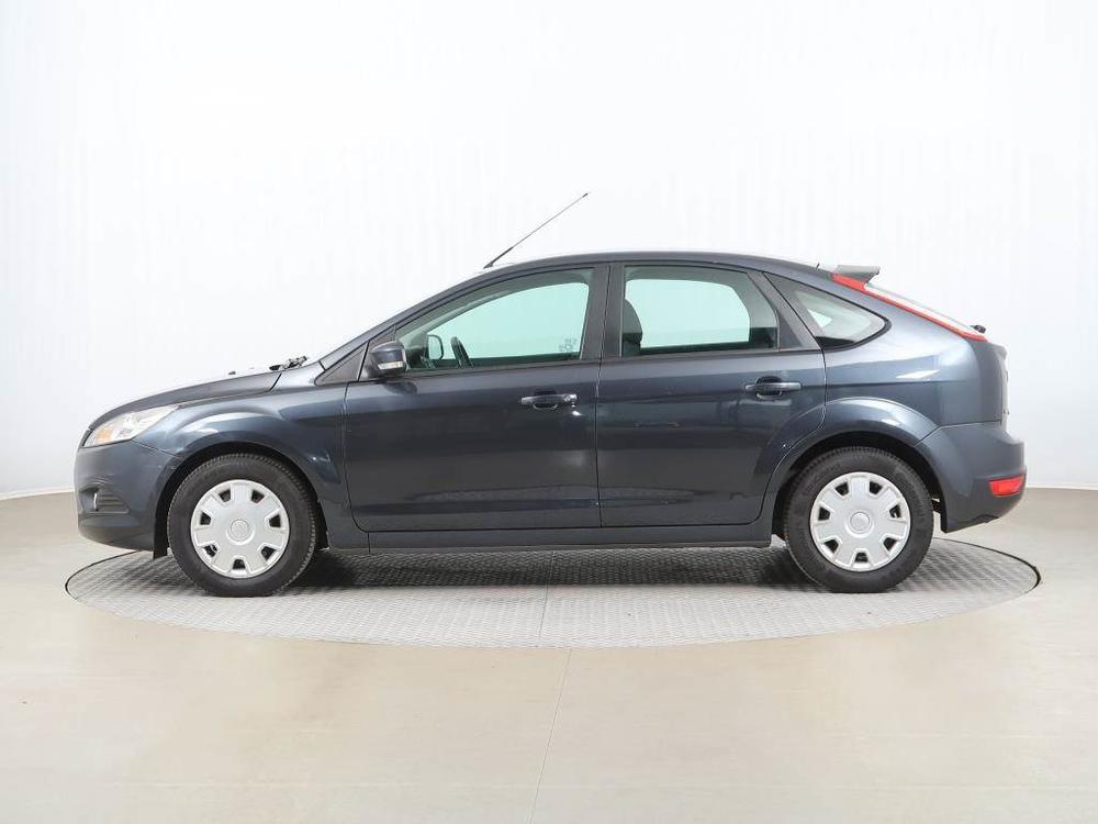 Ford Focus 1.6 16V, R,1.maj, Serv.kniha