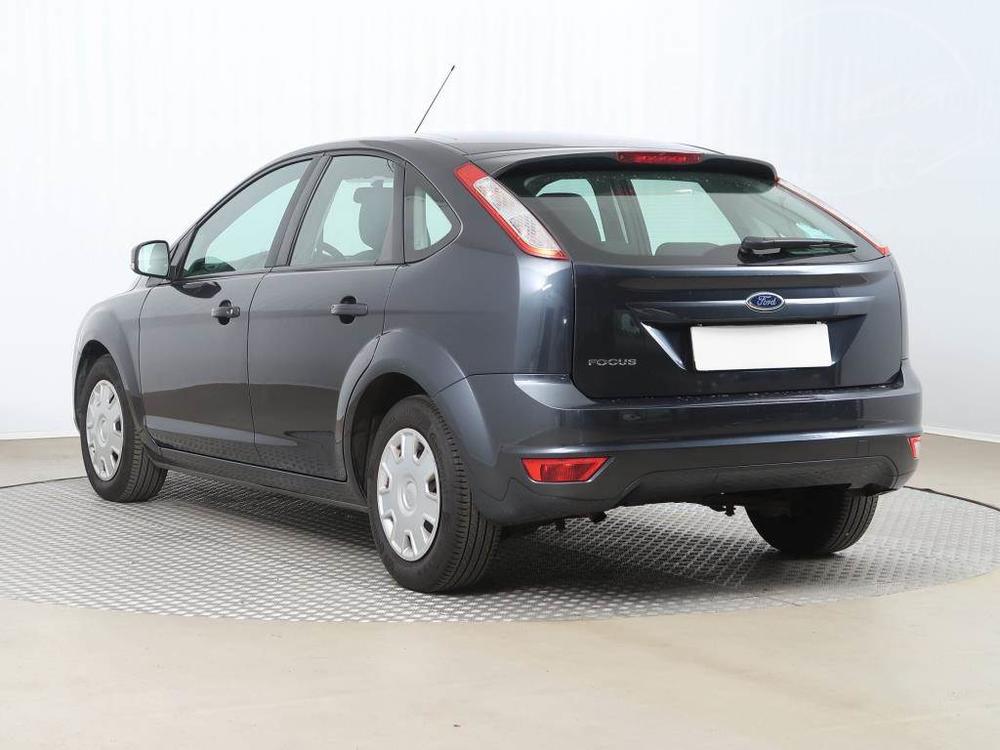 Ford Focus 1.6 16V, R,1.maj, Serv.kniha