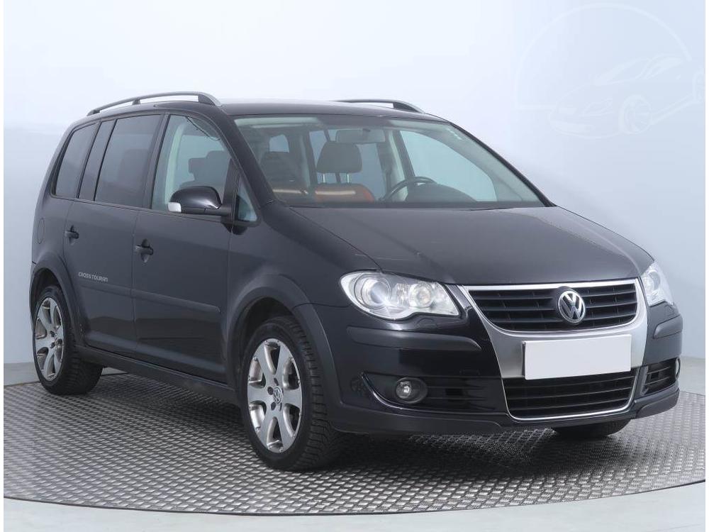 Prodm Volkswagen Touran 1.4 TSI, CrossTouran