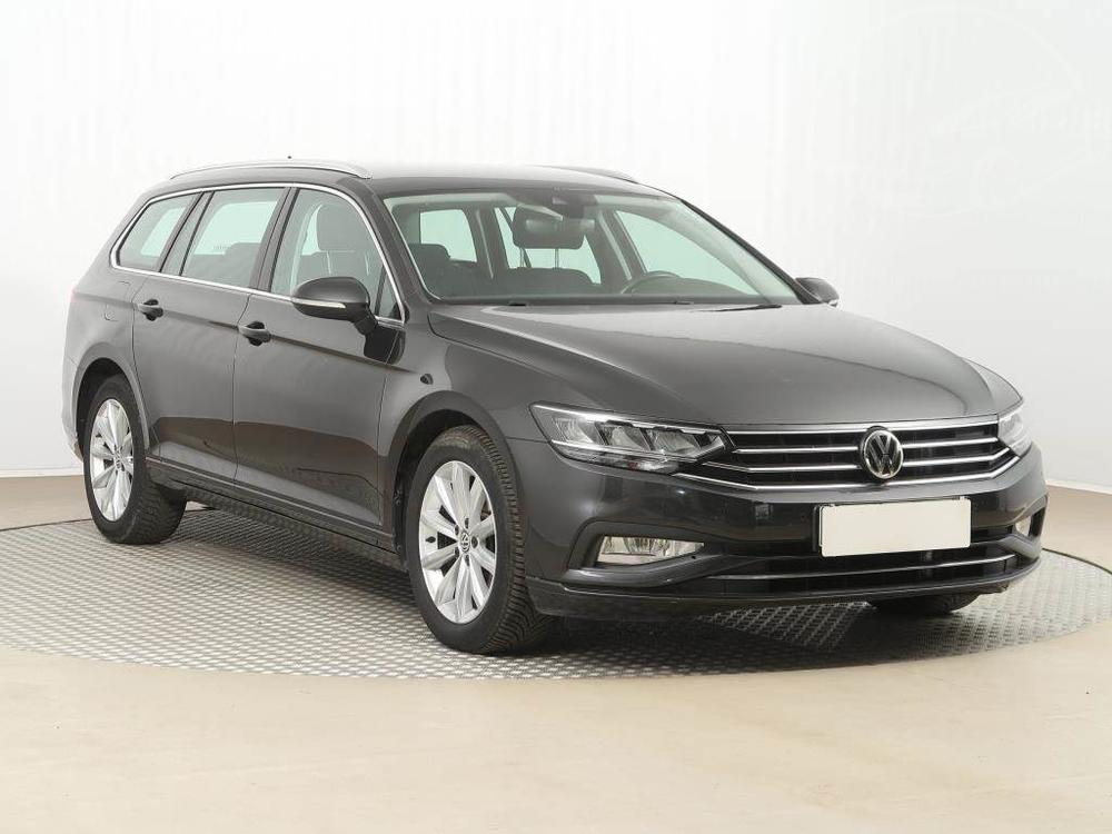 Volkswagen Passat 1.6 TDI, Business, Automat