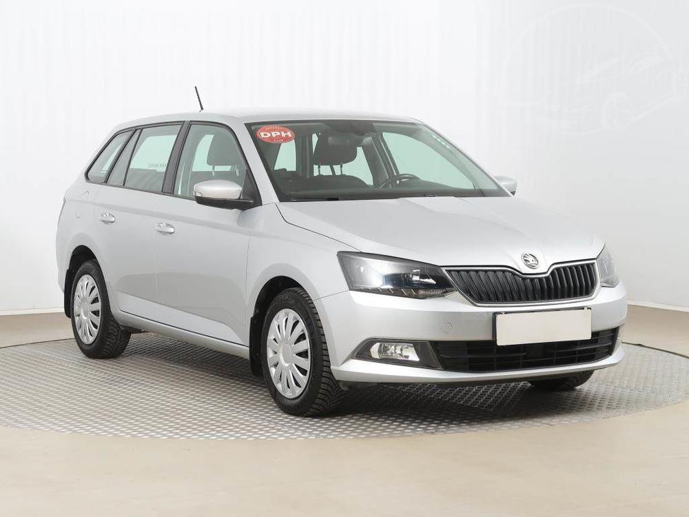 Škoda Fabia 1.0 TSI, ČR,1.maj, Serv.kniha