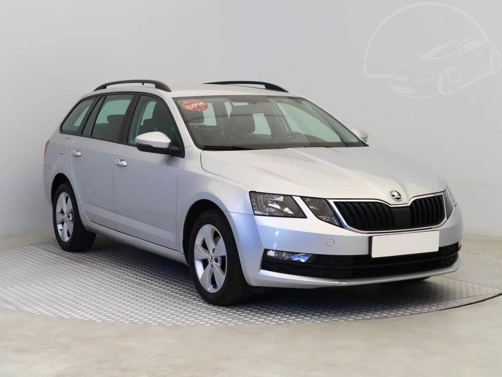 Škoda Octavia 1.6 TDI, Ambition, ČR,1.maj