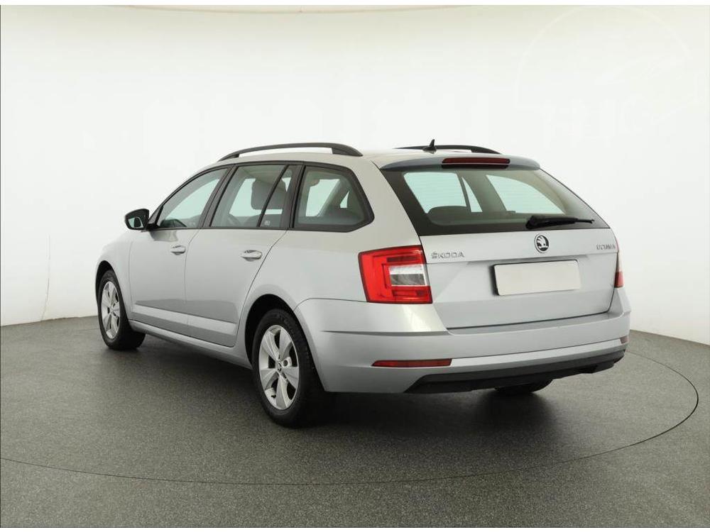 koda Octavia 1.6 TDI, Ambition, R,1.maj