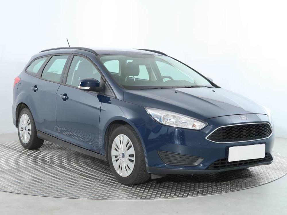 Ford Focus 1.6 i, ČR,1.maj, Serv.kniha