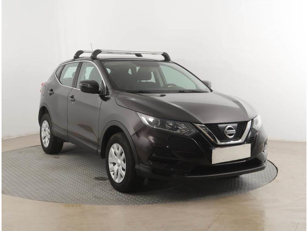 Nissan Qashqai 1.2 DIG-T, ČR,1.maj, Navi