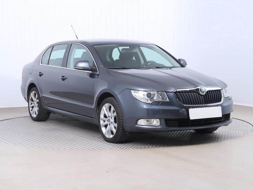 Škoda Superb 1.4 TSI, Automatická klima