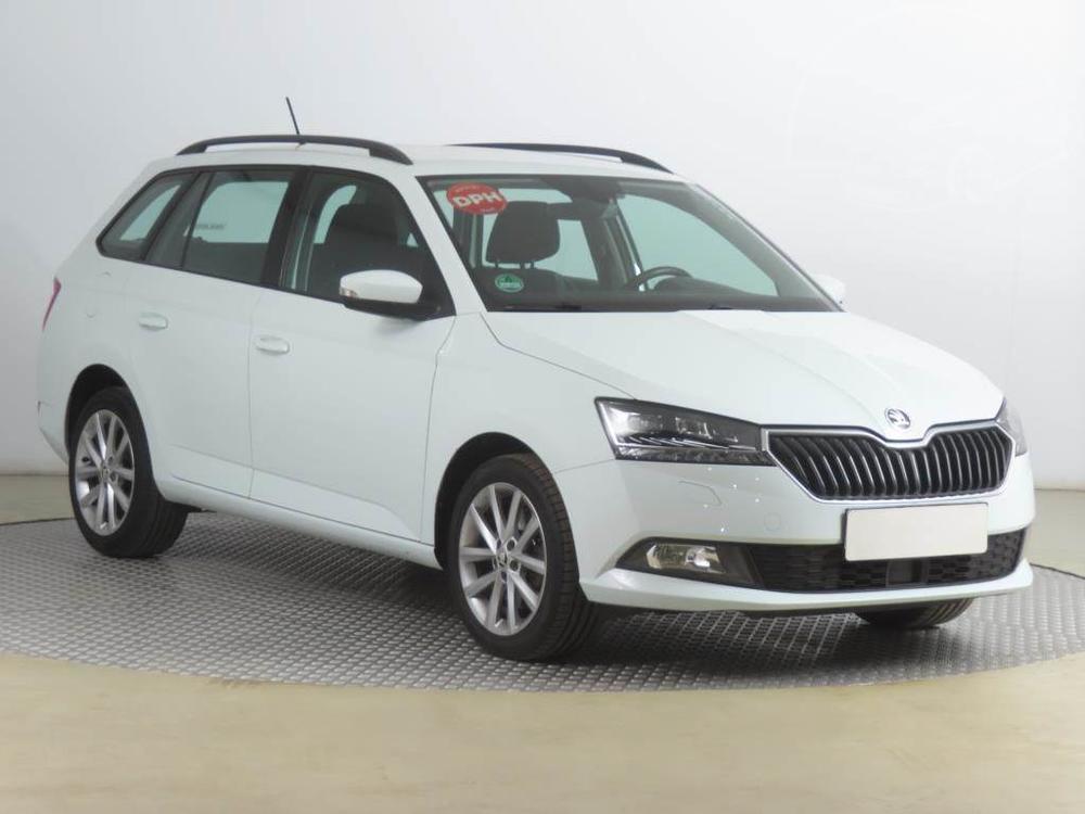 Škoda Fabia 1.0 TSI, Automat, ČR,1.maj