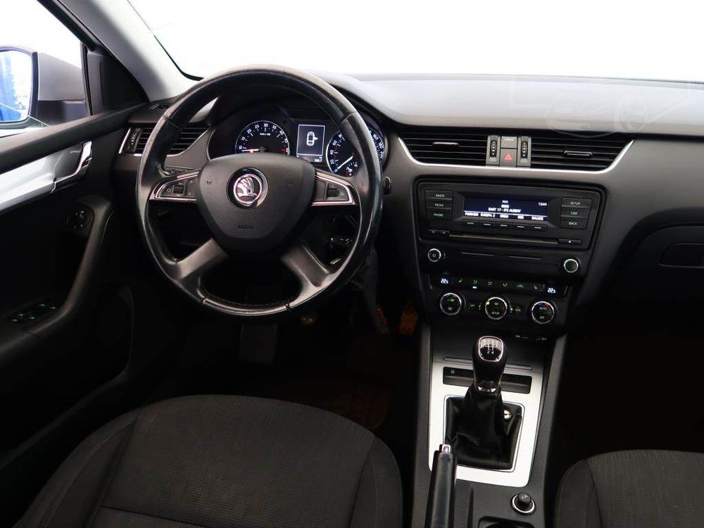 koda Octavia 1.6 TDI, Elegance