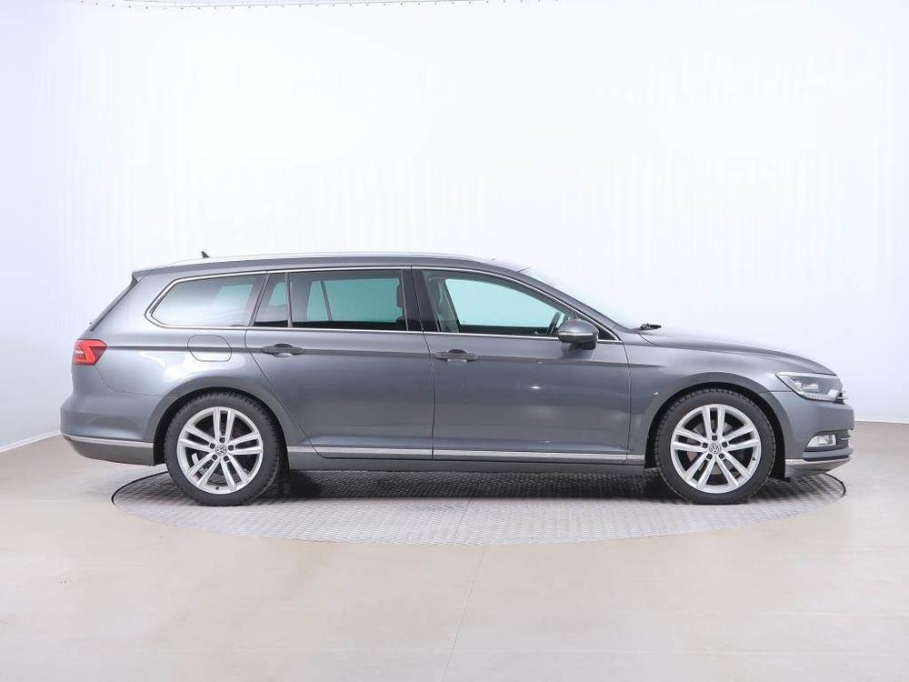 Volkswagen Passat 2.0 TDI, Highline, Serv.kniha